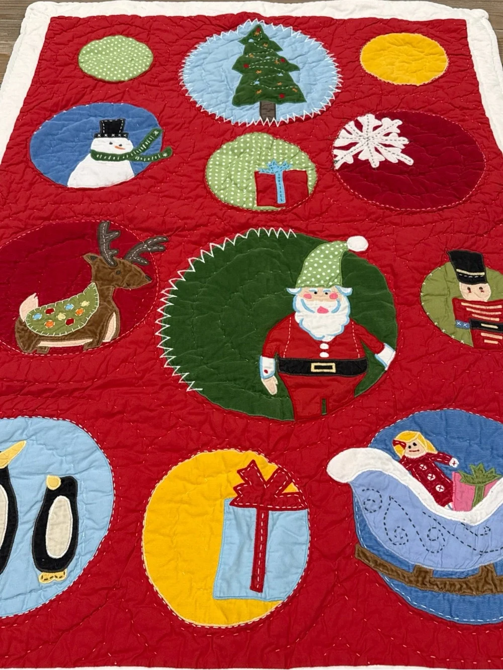 Pottery Barn Kids Reversible Christmas Quilt 48x35 Green Dot Santa VTG  Cotton